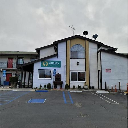 Hotel Avenida Victorville I 15 Екстер'єр фото