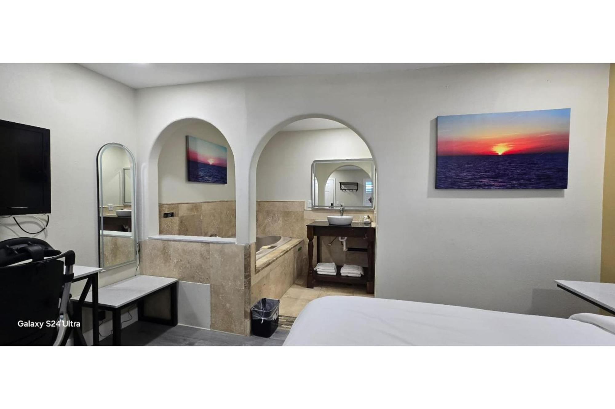 Hotel Avenida Victorville I 15 Екстер'єр фото